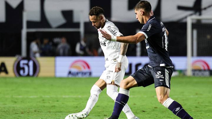 Santos voltou a vencer após quatro jogos
