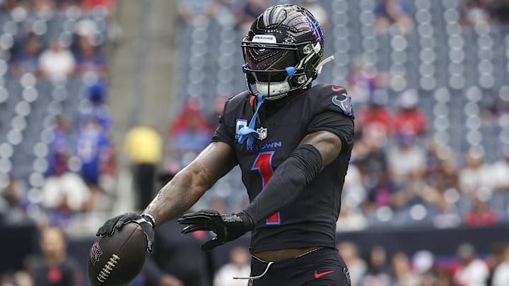 Houston Texans wide receiver Stefon Diggs warms up before the game against the Buffalo Bills at NRG Stadium. Houston Texans wide receiver Stefon Diggs warms up before the game against the Buffalo Bills at NRG Stadium.