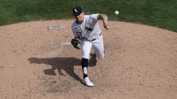 Jun 9, 2024; Chicago, Illinois, USA; Chicago White Sox pitcher Tanner Banks throws a pitch. Jun 9, 2024; Chicago, Illinois, USA; Chicago White Sox pitcher Tanner Banks throws a pitch.