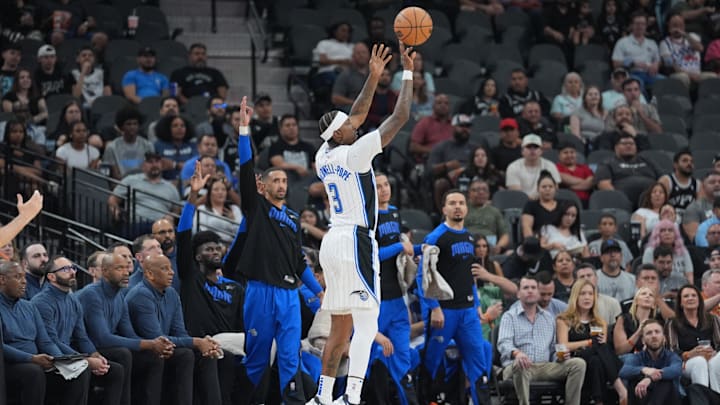 Orlando Magic guard Kentavious Caldwell-Pope (3) shoots in the first half against the San Antonio Spurs at Frost Bank Center.