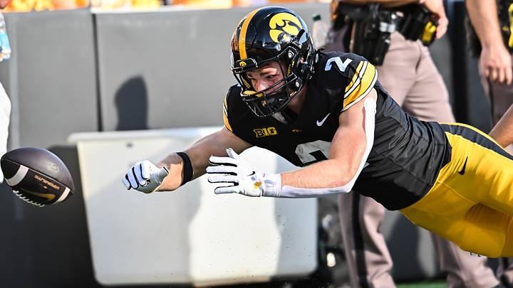 Sep 5, 2026; Iowa City, Iowa, USA; Iowa Hawkeyes wide receiver Reece Vander Zee (2) reaches for a pass during the third quarter against the Northern Illinois Huskies at Kinnick Stadium. Mandatory Credit: Jeffrey Becker-Imagn Images Sep 5, 2026; Iowa City, Iowa, USA; Iowa Hawkeyes wide receiver Reece Vander Zee (2) reaches for a pass during the third quarter against the Northern Illinois Huskies at Kinnick Stadium. Mandatory Credit: Jeffrey Becker-Imagn Images
