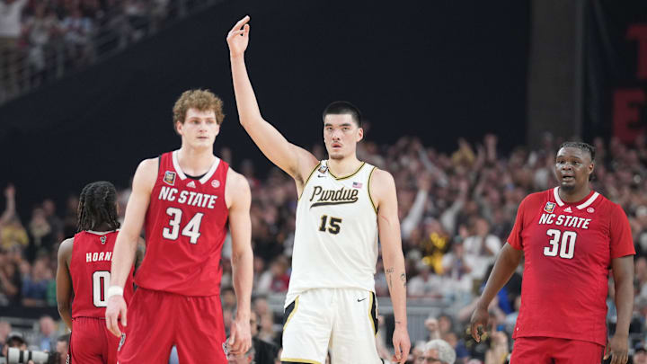Purdue Boilermakers center Zach Edey (15)