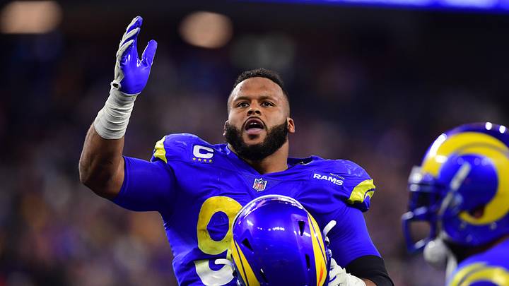 Los Angeles Rams defensive end Aaron Donald (99)