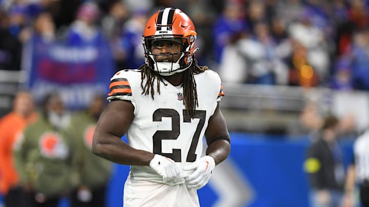 Nov 20, 2022; Detroit, Michigan, USA; Cleveland Browns running back Kareem Hunt (27) during pre-game