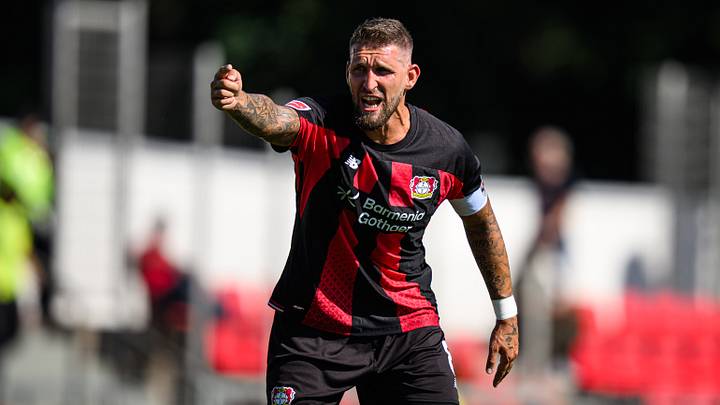 Robert Andrich im Test gegen den KRC Genk gewohnt engagiert