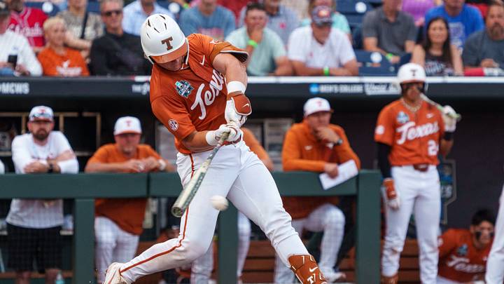 Jun 16, 2026; Omaha, NE, USA; Texas Longhorns catcher Carson Tinney (8) hits a single against the Georgia Bulldogs during the first inning at Charles Schwab Field. Mandatory Credit: Dylan Widger-Imagn Images Jun 16, 2026; Omaha, NE, USA; Texas Longhorns catcher Carson Tinney (8) hits a single against the Georgia Bulldogs during the first inning at Charles Schwab Field. Mandatory Credit: Dylan Widger-Imagn Images