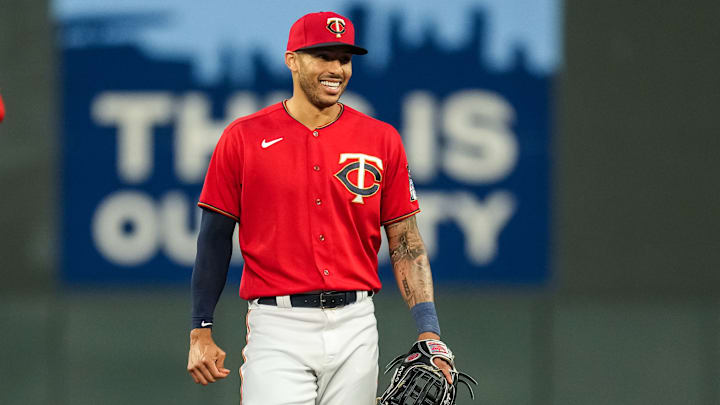 Carlos Correa se aleja de los Dodgers de Los Angeles 