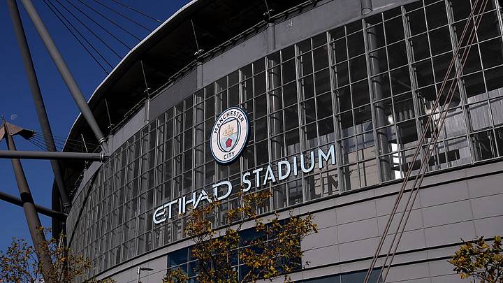 El estadio del Manchester City lleva el nombre del principal sponcor de los citizens, Etihad.