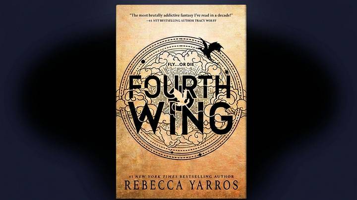 Fourth Wing by Rebecca Yarros 