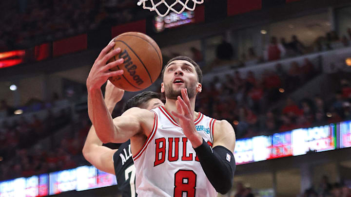 Zach LaVine anotò 24.4 puntos por juego con los Bulls en la temporada 2021-22