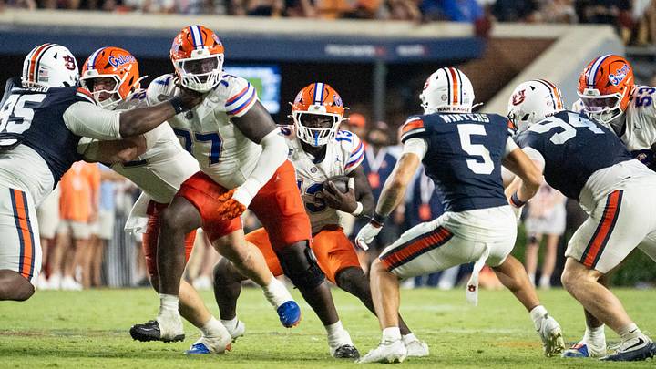 The Gators are halfway to a bowl game The Gators are halfway to a bowl game