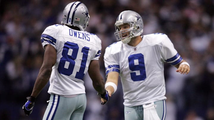 Dallas Cowboys quarterback Tony Romo and Terrell Owens celebrate a touchdown against the New York Giants at Texas Stadium.