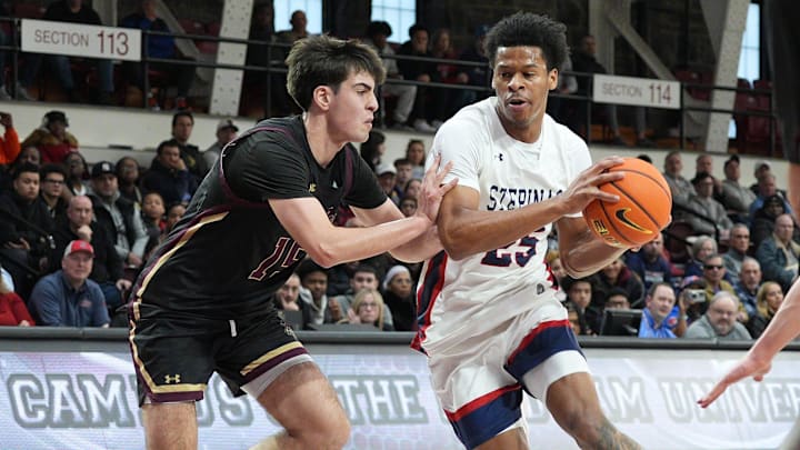 Stepinac’s Jasiah Jervis (25) during game against Iona during CHSAA AA quarterfinal at Fordham University in the Bronx March 1, 2026. Stepinac won the game 67-51.