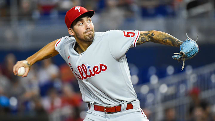 Hans Crouse elects free agency, Philadelphia Phillies
