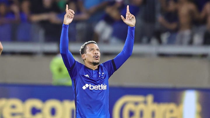 Matheus Pereira marcou belo gol na partida passada, contra o Athletico-PR Matheus Pereira marcou belo gol na partida passada, contra o Athletico-PR