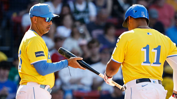 Cora y Devers tienen una relación cercana 