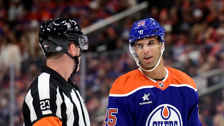 Philadelphia Flyers v Edmonton Oilers