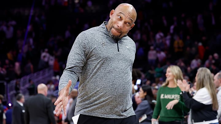 Detroit Pistons v Milwaukee Bucks
