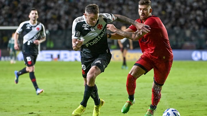 Sport x Vasco duelam pelo Brasileirão 2025