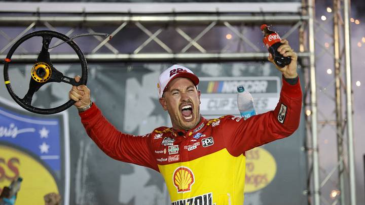 Sep 19, 2026; Bristol, Tennessee, USA; Team Penske driver Joey Logano (22) wins the Bass Pro Shops Night Race at Bristol Motor Speedway. Randy Sartin-Imagn Images Sep 19, 2026; Bristol, Tennessee, USA; Team Penske driver Joey Logano (22) wins the Bass Pro Shops Night Race at Bristol Motor Speedway. Randy Sartin-Imagn Images