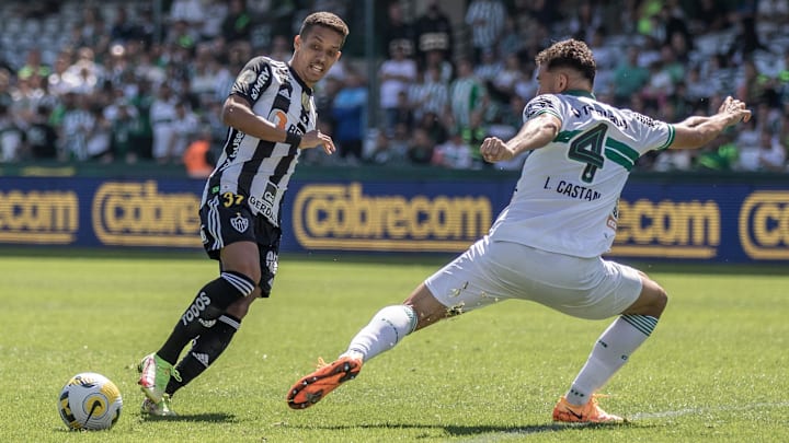Atleta pediu para ficar por mais tempo no Galo Atleta pediu para ficar por mais tempo no Galo
