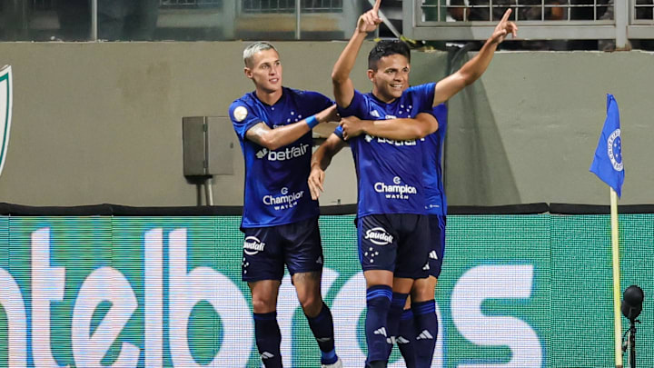 Camisa 9 do Cruzeiro marcou o primeiro dele no Campeonato Brasileiro