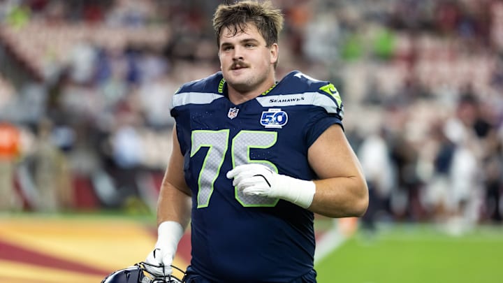 Sep 25, 2025; Glendale, Arizona, USA; Seattle Seahawks guard Grey Zabel (76) against the Arizona Cardinals at State Farm Stadium. Sep 25, 2025; Glendale, Arizona, USA; Seattle Seahawks guard Grey Zabel (76) against the Arizona Cardinals at State Farm Stadium.