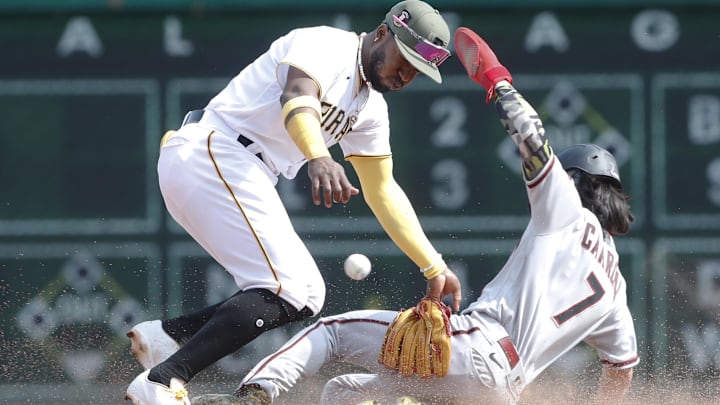 May 21, 2023; Pittsburgh, Pennsylvania, USA;  Arizona Diamondbacks right fielder Corbin Carroll (7)