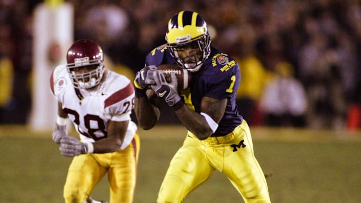 Braylon Edwards is among four ex-Michigan football players to file a major suit against the NCAA and the Big Ten Network. Braylon Edwards is among four ex-Michigan football players to file a major suit against the NCAA and the Big Ten Network.