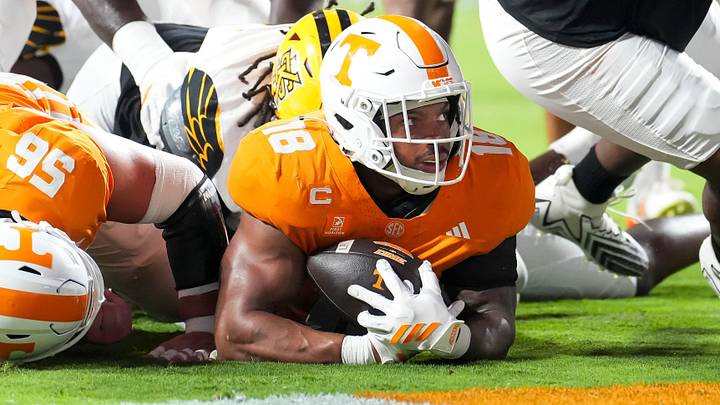 Tennessee running back DeSean Bishop (18) looks up after landing in the end zone for a touchdown during Tennessee’s college football game against Kennesaw State at Neyland Stadium in Knoxville on Sept. 19, 2026.