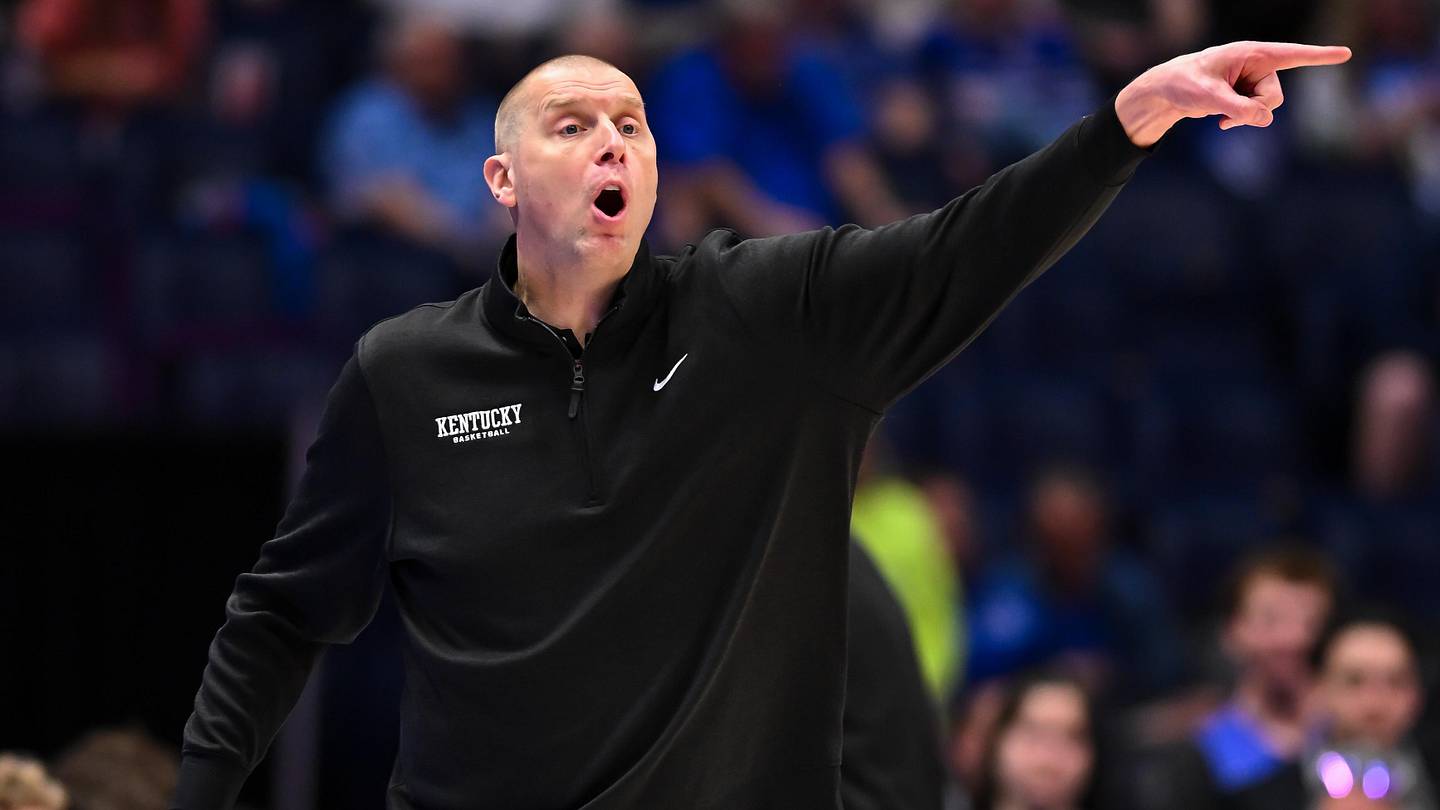 Three bold predictions for Kentucky basketball summer practi