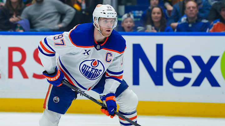 Edmonton Oilers v Vancouver Canucks