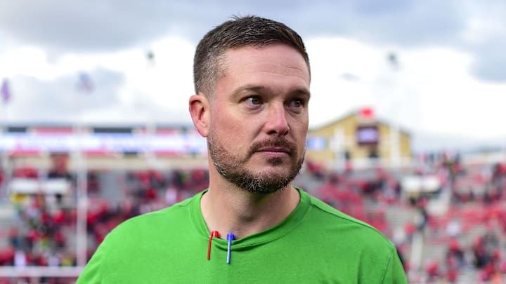 Oct 28, 2023; Salt Lake City, Utah, USA; Oregon Ducks head coach Dan Lanning congratulates players after defeating the Utah Utes at Rice-Eccles Stadium. Mandatory Credit: Christopher Creveling-Imagn Images