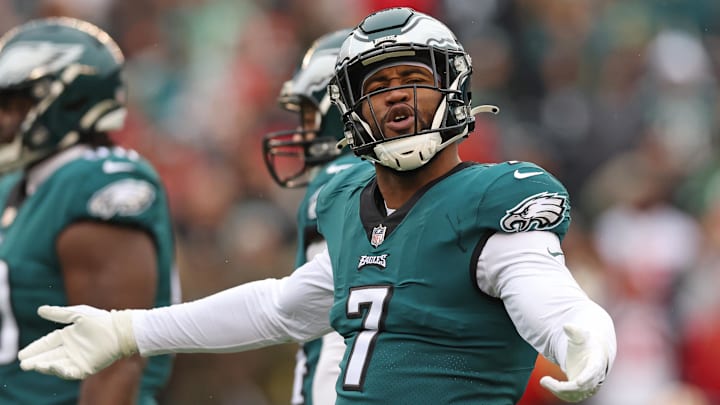 Jan 29, 2023; Philadelphia, Pennsylvania, USA; Philadelphia Eagles linebacker Haason Reddick (7)