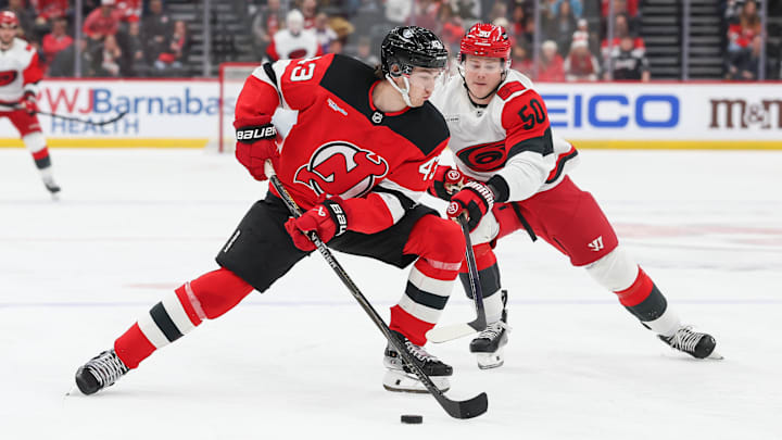 Carolina Hurricanes v New Jersey Devils