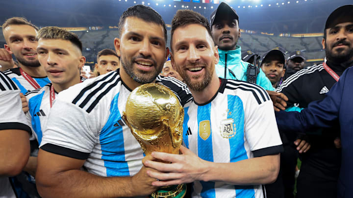 Sergio "Kun" Agüero es íntimo amigo de Lionel Messi y se muestran juntos en varias transmisiones de Twitch