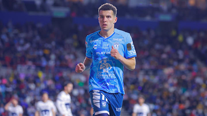 Tras ser seguido de cerca por diferentes equipos, el extremo marroquí de Pachuca, Oussama Idrissi, renovó su contrato con los Tuzos hasta junio del 2028.