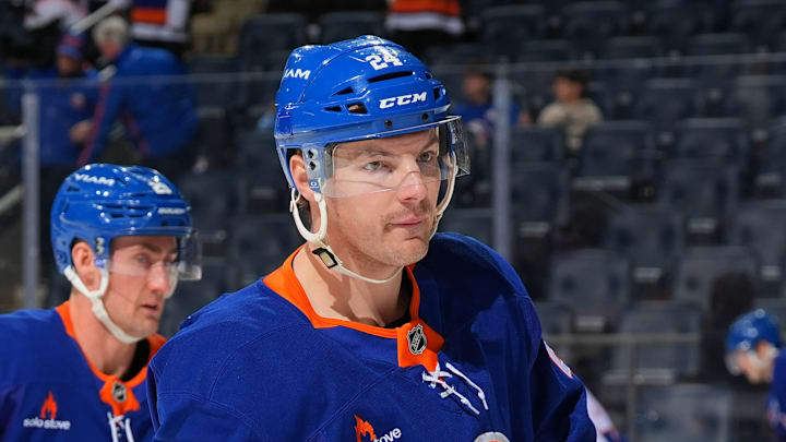 Toronto Maple Leafs v New York Islanders