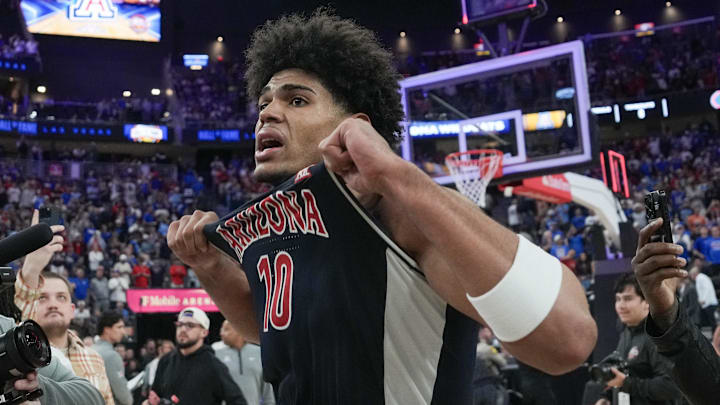 Nov 3, 2025; Las Vegas, NV, USA; Arizona Wildcats forward Koa Peat (10) celebrates defeating the Florida Gators in the Hall of Fame Series game at T-Mobile Arena. Mandatory Credit: Candice Ward-Imagn Images