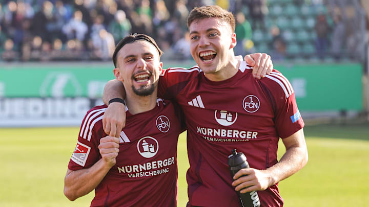 Berkay Yilmaz (links) ist aktuell vom SC Freiburg ausgeliehen