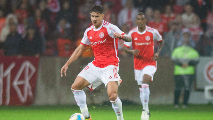 Tigres UANL tiene en la mira a Rómulo Zwarg