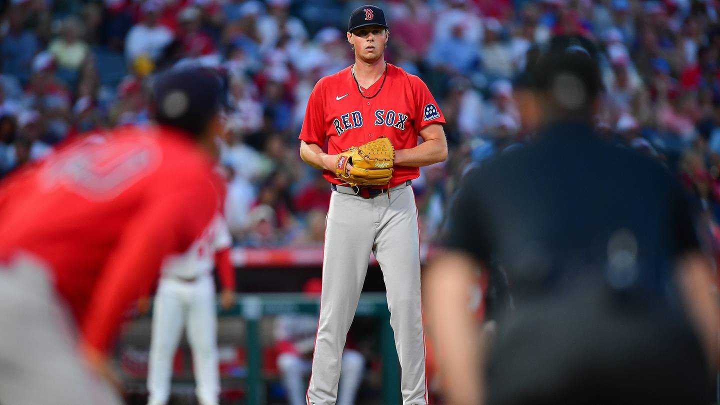 Red Sox could take smart (but unpopular) trade deadline approach to add righty slugger