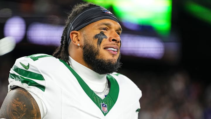 New York Jets v New England Patriots