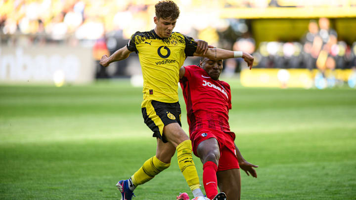 Borussia Dortmund v Sport-Club Freiburg - Bundesliga