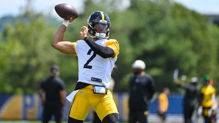Pittsburgh Steelers quarterback Justin Fields at minicamp Pittsburgh Steelers quarterback Justin Fields at minicamp