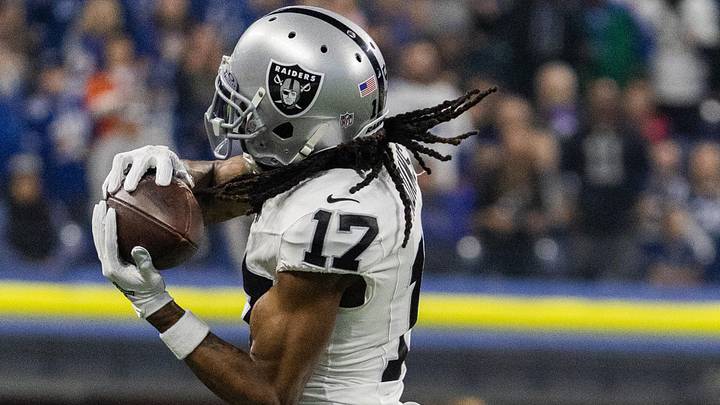 Dec 31, 2023; Indianapolis, Indiana, USA; Las Vegas Raiders wide receiver Davante Adams (17) catches the ball while Indianapolis Colts safety Nick Cross (20) defends in the first quarter at Lucas Oil Stadium. Mandatory Credit: Trevor Ruszkowski-USA TODAY Sports Dec 31, 2023; Indianapolis, Indiana, USA; Las Vegas Raiders wide receiver Davante Adams (17) catches the ball while Indianapolis Colts safety Nick Cross (20) defends in the first quarter at Lucas Oil Stadium. Mandatory Credit: Trevor Ruszkowski-USA TODAY Sports