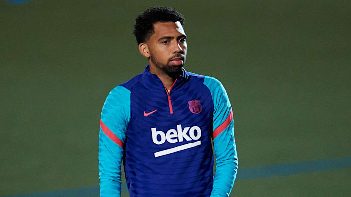 Matheus Fernandes vai receber indenização milionária do Barcelona por demissão em 2021. Matheus Fernandes vai receber indenização milionária do Barcelona por demissão em 2021.