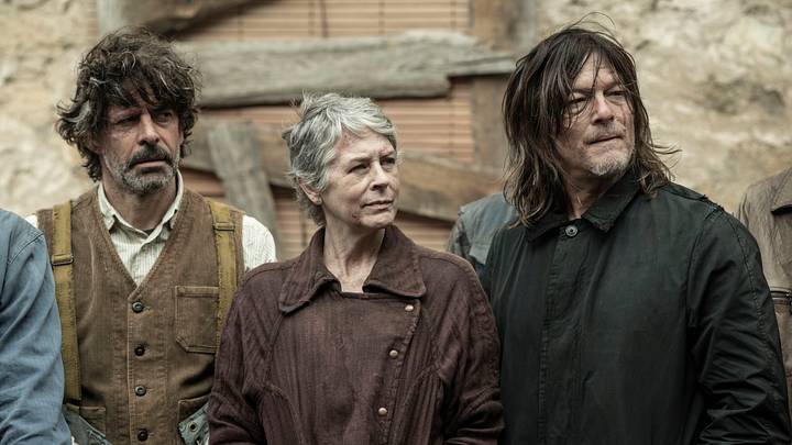 Eduardo Noriega as Antonio, Melissa McBride as Carol Peletier, Norman Reedus as Daryl Dixon – The Walking Dead: Daryl Dixon season 3 – Photo Credit: Manuel Fernandez-Valdes/AMC