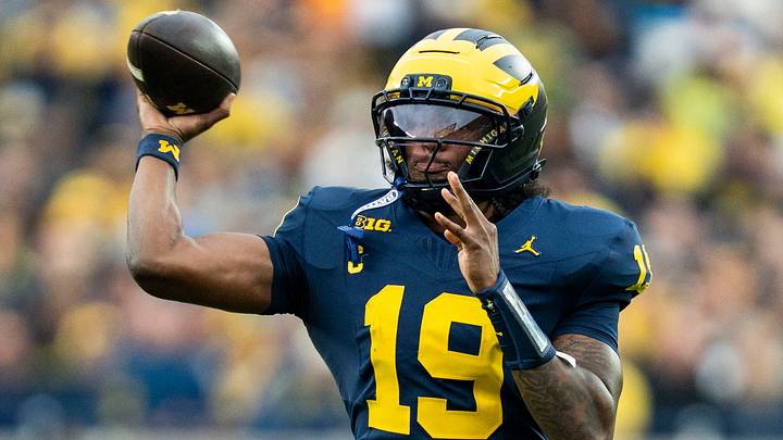 Michigan Wolverines quarterback Bryce Underwood (19) throws a pass in the second quarter