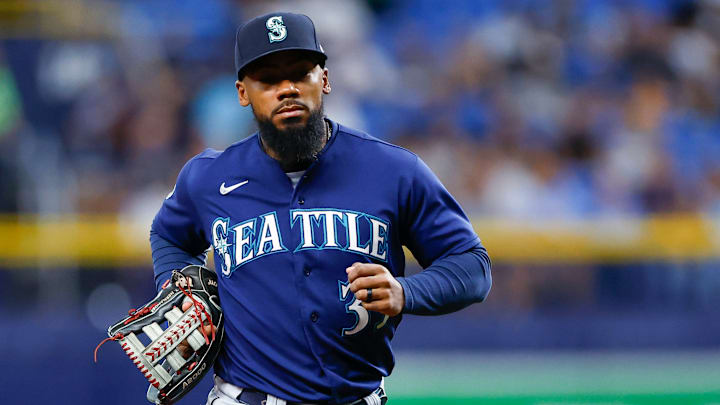 Teoscar Hernández es una opción para los Yankees